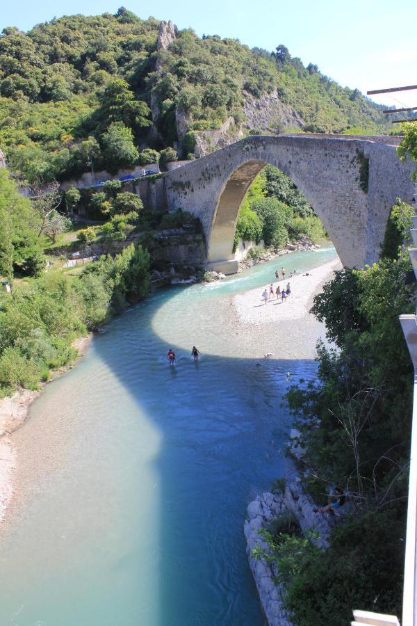 Апартаменти Gite Lou Mounie Provencal Ніон Екстер'єр фото